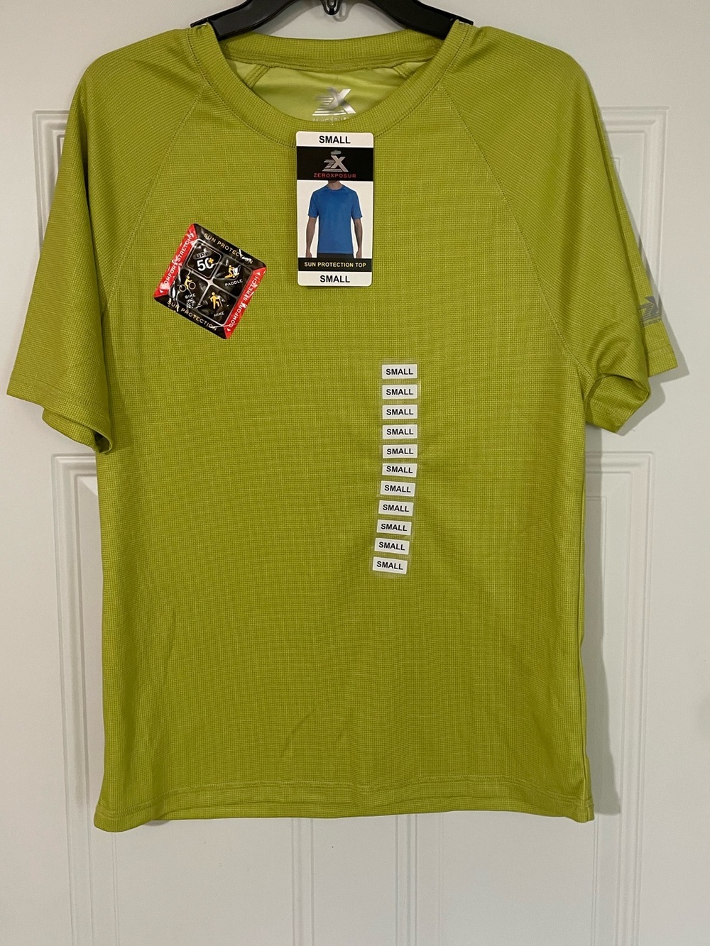 ZeroXposur Men's Short Sleeve Rash Guard Sun Protection Tee Small Beach Outdoor
